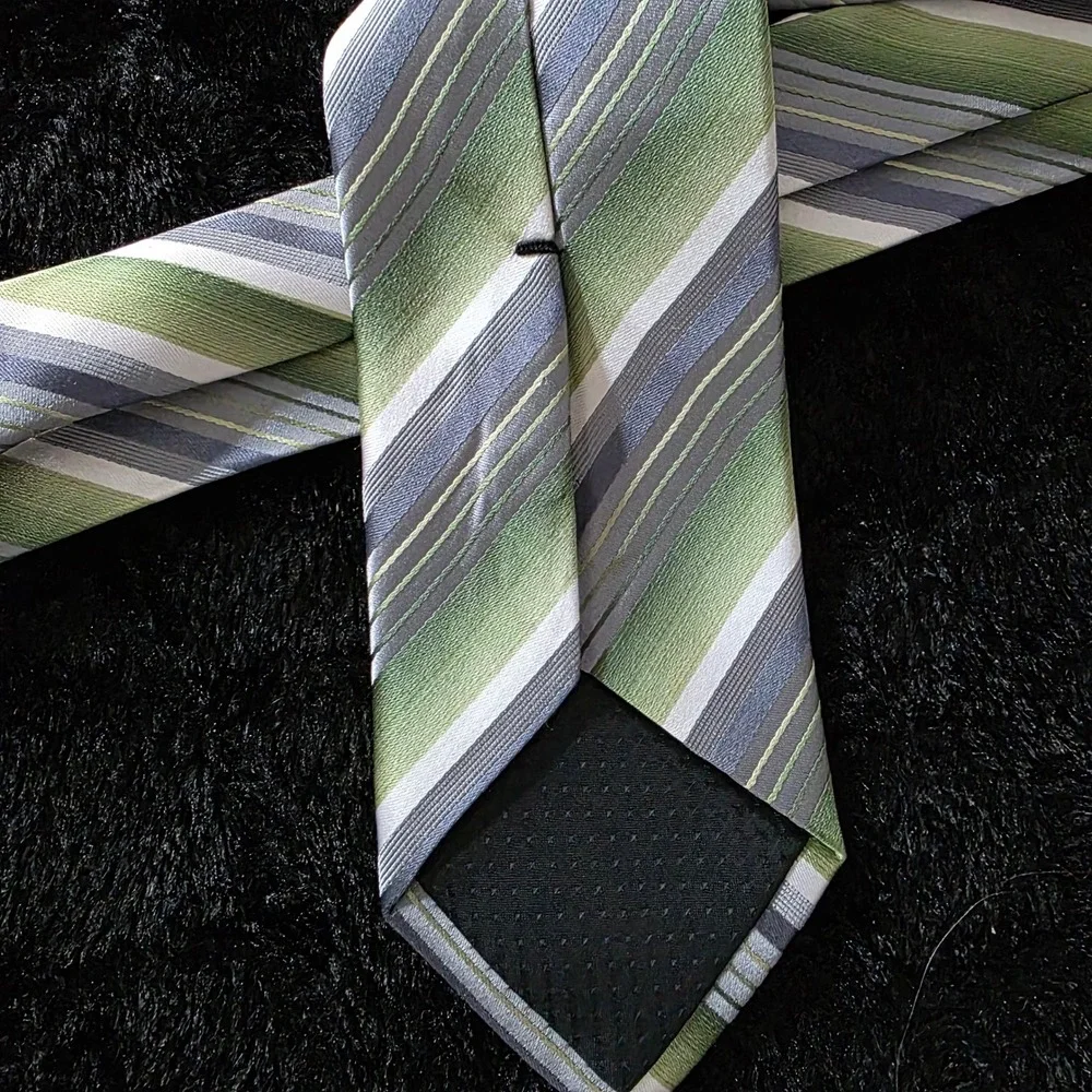 Geoffrey Beene Striped 100% Silk Tie Handmade Green Gray White Mens Formal‎ Wear